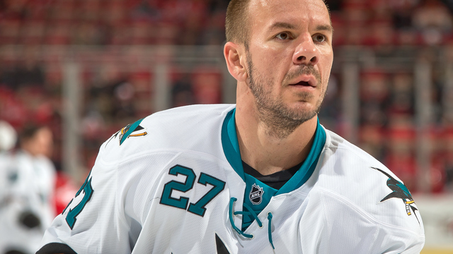 Scott Hannan announces retirement