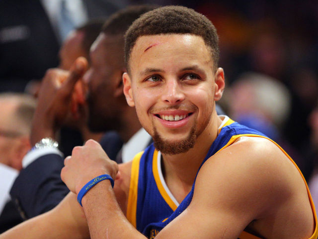 Before game in Miami, Curry meets a cancer-stricken young fan