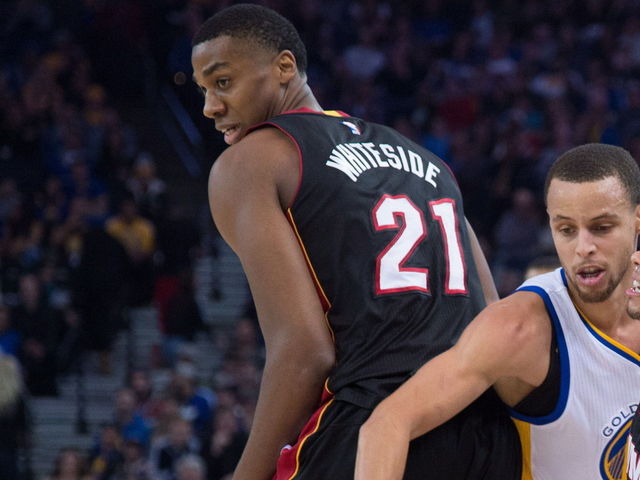 VIDEO: Whiteside lowers the boom on Curry with devastating screen