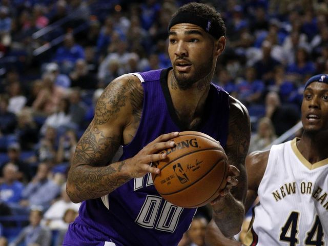 VIDEO: Cauley-Stein practices Euro step, implements it vs. Spurs