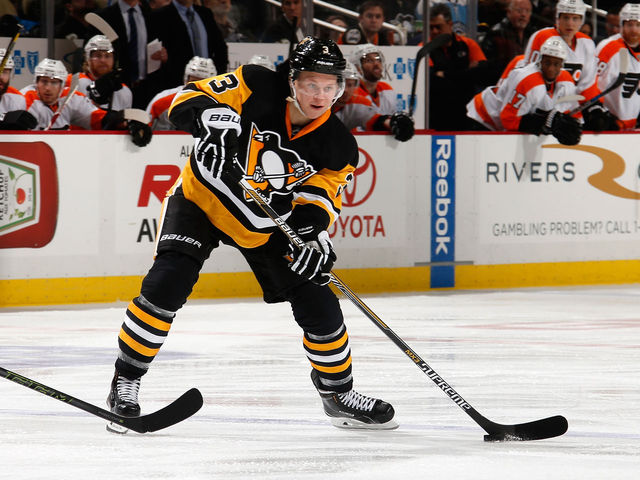 Penguins sign Olli Maatta to 6-year extension