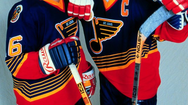 On 20th anniversary, Gretzky recalls trade to St. Louis