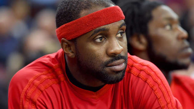 Pacers officially sign Ty Lawson
