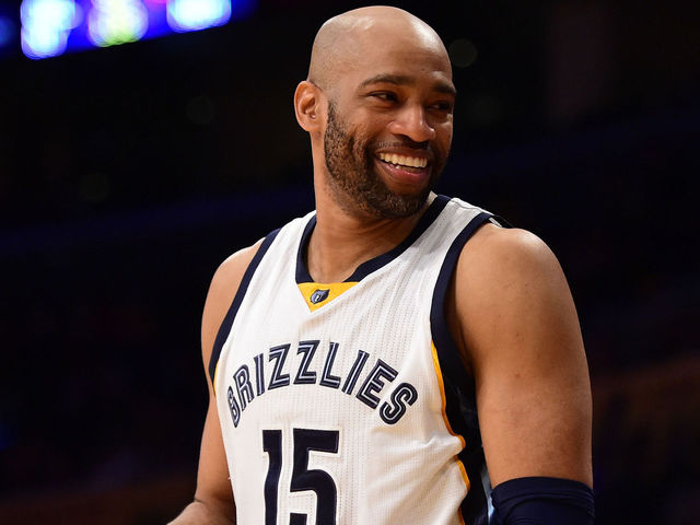 Vince Carter earns Teammate of the Year Award