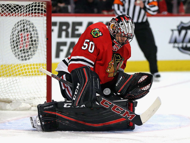 Blackhawks' Crawford returns for regular season finale