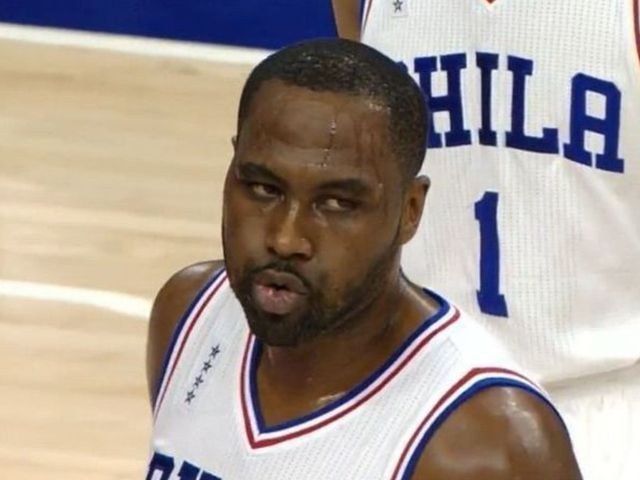 Elton Brand makes season debut for shorthanded 76ers