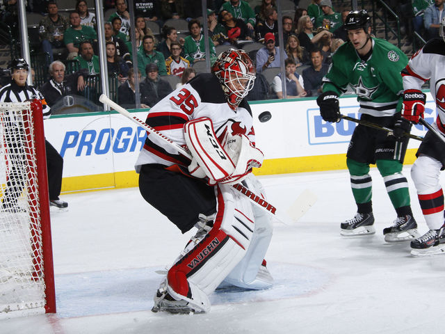 Devils' Schneider won't face Penguins on Sunday due to injury