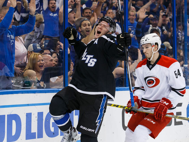 VIDEO: Palat schools Hainsey to score highlight-reel, end-to-end goal