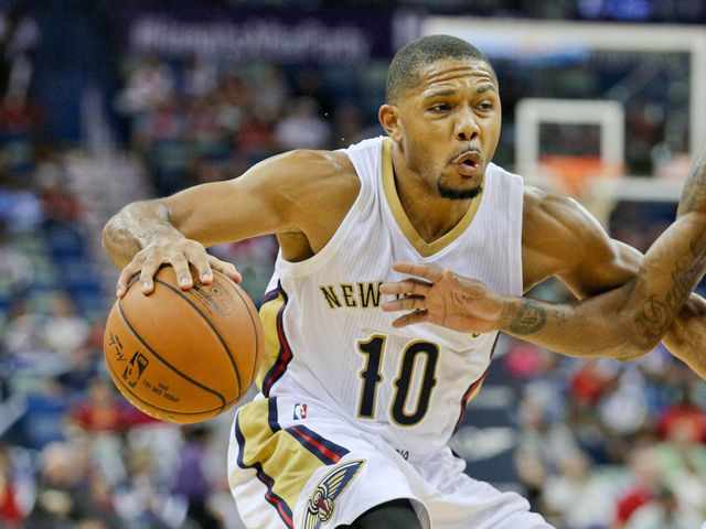 Pelicans' Gordon refractures finger in loss to Jazz