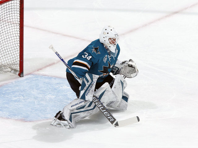 Reimer's struggles continue in Sharks debut