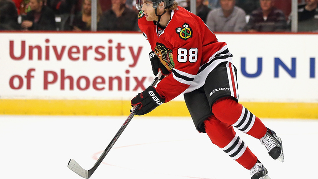 Watch: Patrick Kane registers 1st hat trick of season