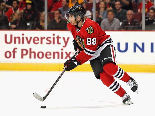 Kane opts to spend offseason in Chicago