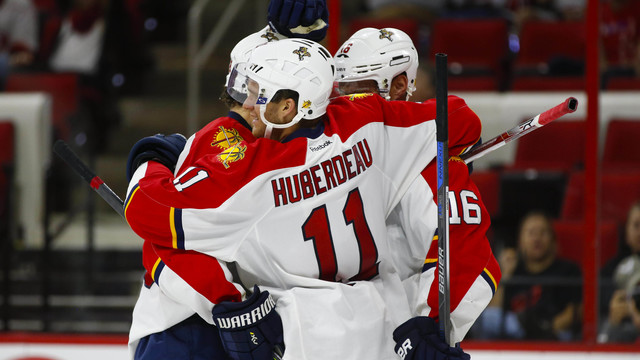 Watch: Huberdeau scores in long-awaited season debut