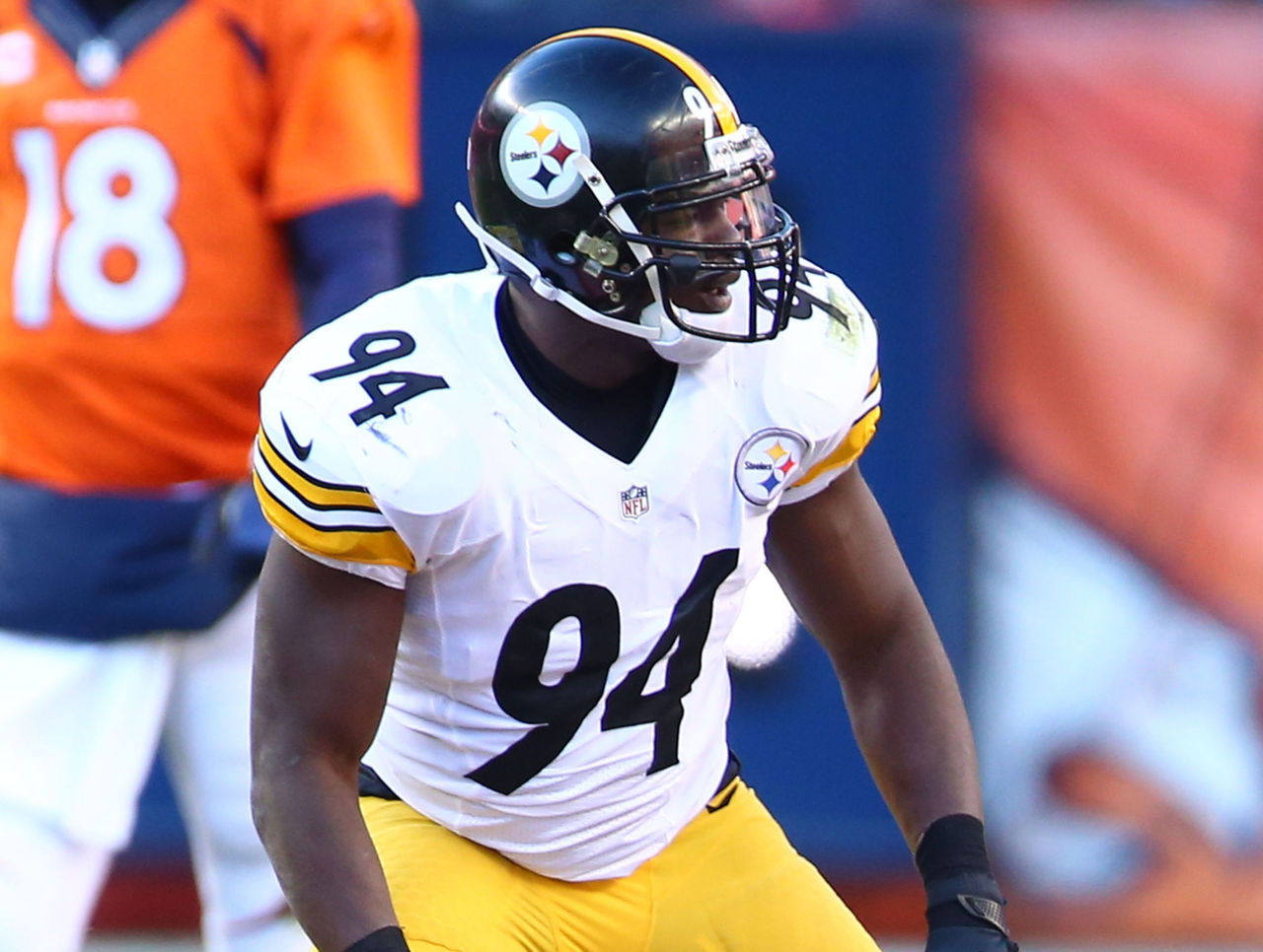 Steelers' Timmons taken to hospital with leg injury