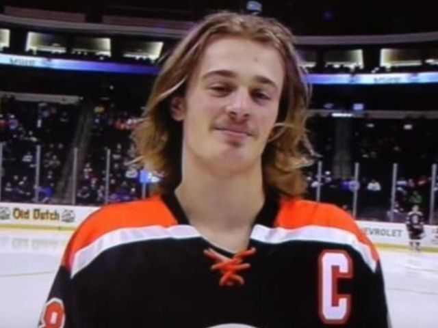 VIDEO: Check out Minnesota's 2016 all-hockey hair team