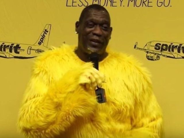 VIDEO: Shawn Kemp as the big, yellow Spirit Airlines mascot