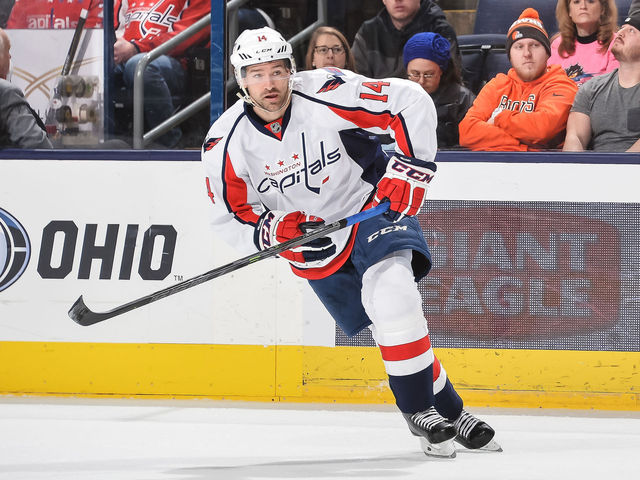 VIDEOS: Kings honor Justin Williams, Mike Richards in L.A. returns
