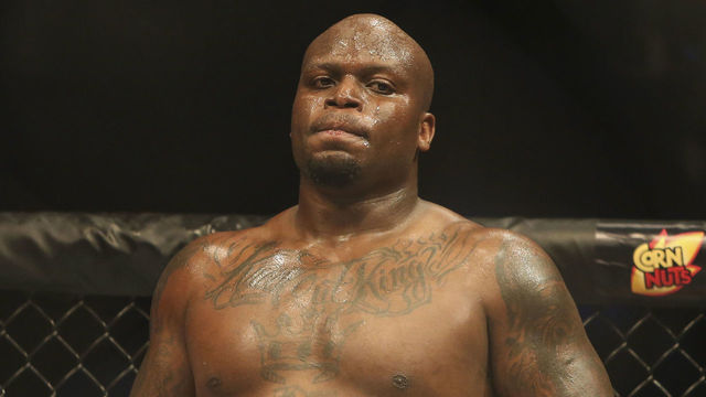 Lewis defeats Ngannou in lackluster contest