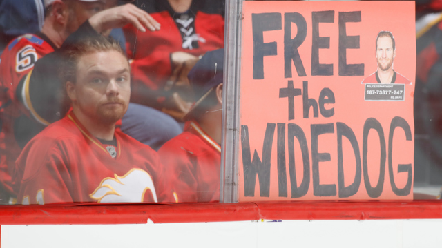 Reports conflict over recipient of infamous Wideman text message