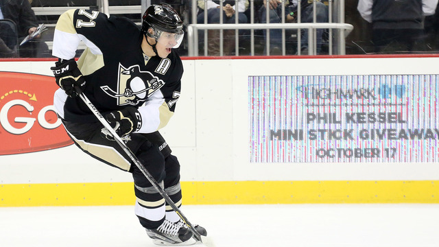 Malkin suffers apparent wrist injury, to be re-evaluated Saturday