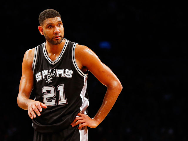 Duncan comes off the bench for 1st time in 6 seasons vs. Warriors