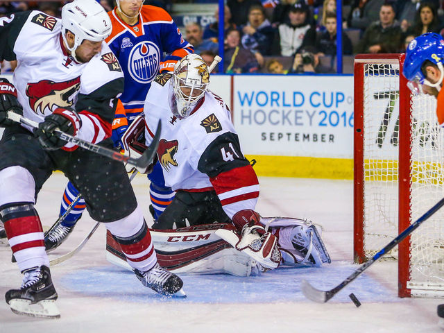 Coyotes' Mike Smith blanks Oilers in 1st appearance in 3 months