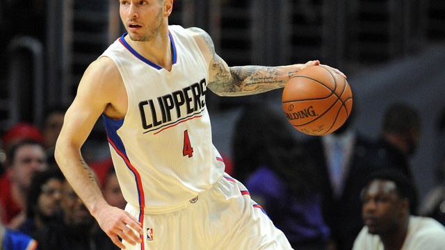VIDEO: A roundabout way to a J.J. Redick 3-pointer