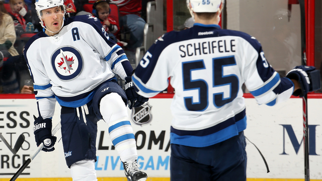 Squad Up Daily NHL Fantasy Dose: Jets' offense to keep carrying woeful goalies