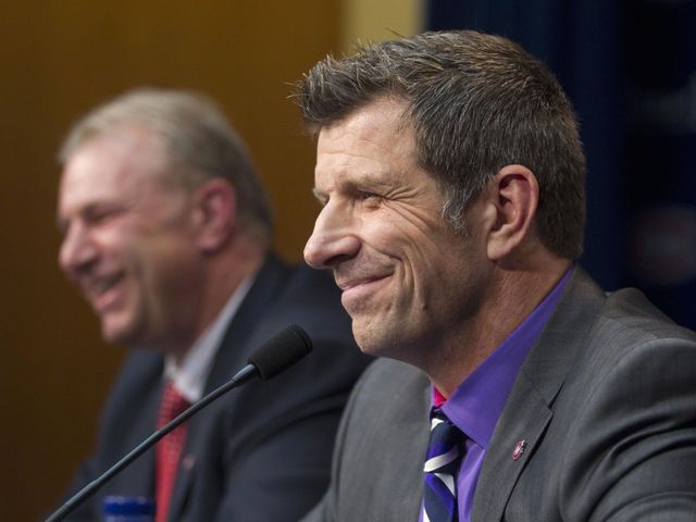 Bergevin refuses to discuss reports Therrien will be back next season