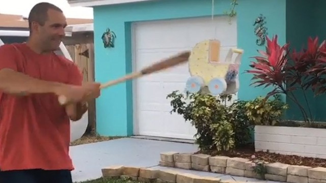 VIDEO: Danny Espinosa fails at gender reveal