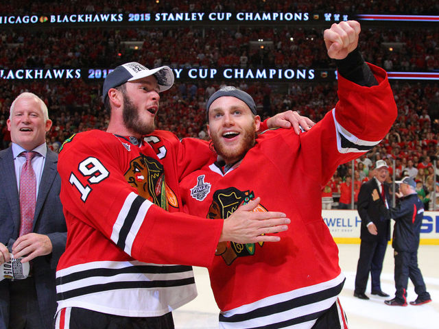 Toews, Kane top list of NHL's best-selling jerseys