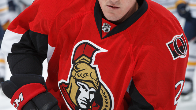 Phaneuf catches Reinhart with hit to head