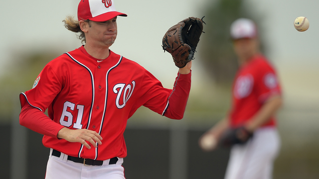 Nats confirm partial tear in Arroyo's rotator cuff