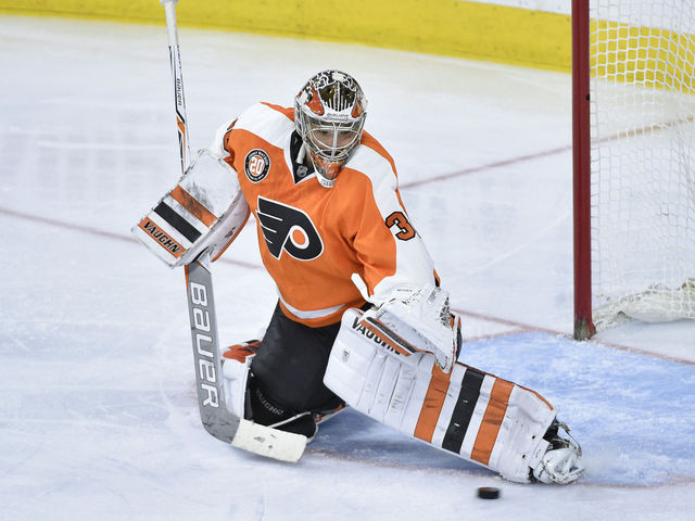 Flyers' Neuvirth out 3 weeks with lower-body injury