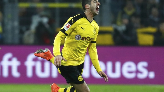 Premier League target Mkhitaryan won't leave Dortmund, says club chief