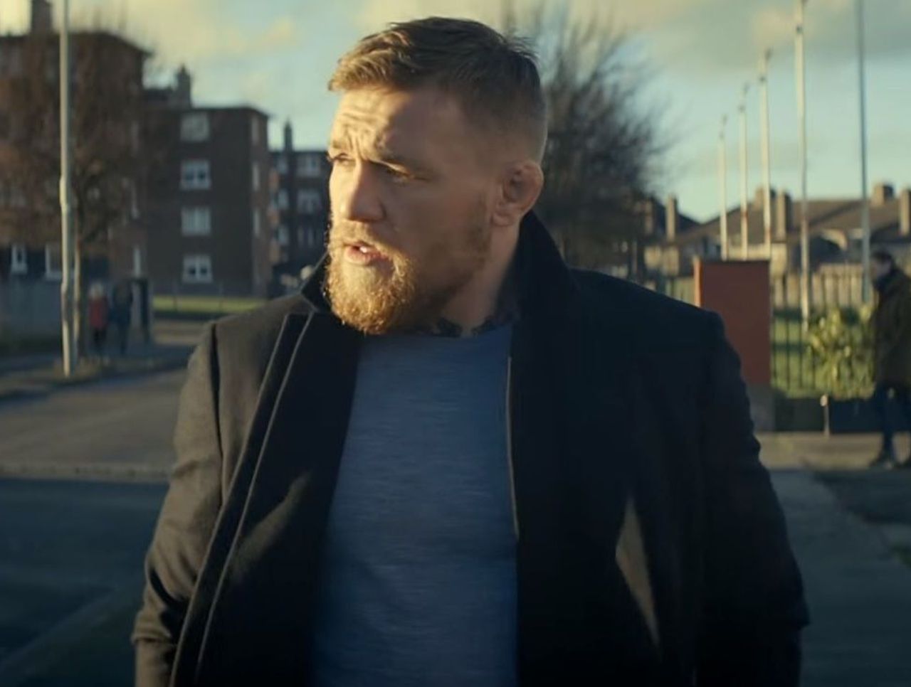 Connor MCGREGOR В пальто