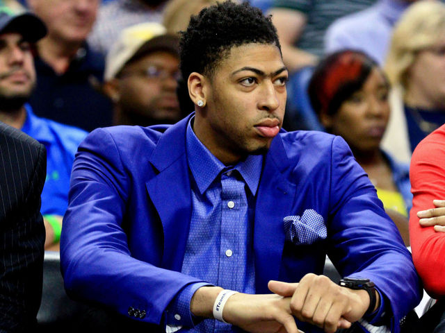 Will Anthony Davis' season-ending injuries cost him $24M bonus?