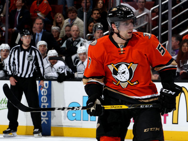 Ducks' Perron week to week with shoulder injury