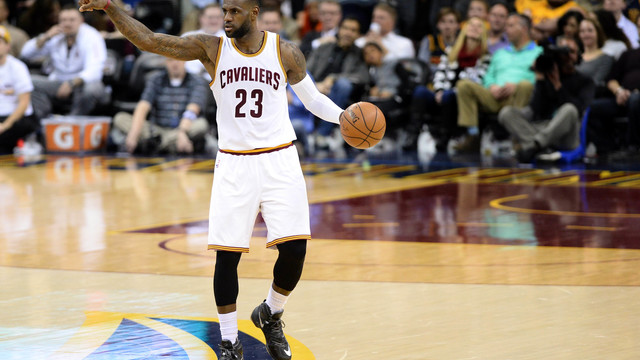 Report: LeBron unfollowed Cavs as prep for distraction-free playoffs