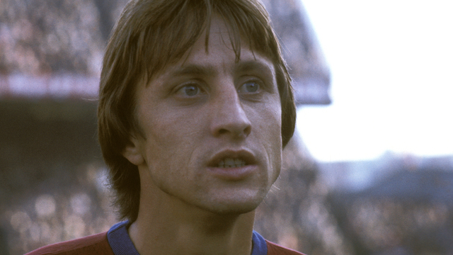 Football world pays tribute to Dutch legend Johan Cruyff