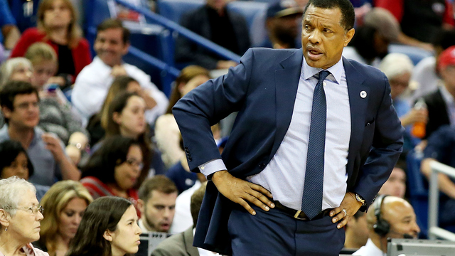 Pelicans' Gentry: 'I don't give a s--- about my job status'