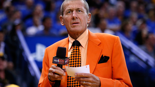 TNT's Craig Sager hangs tough in leukemia battle