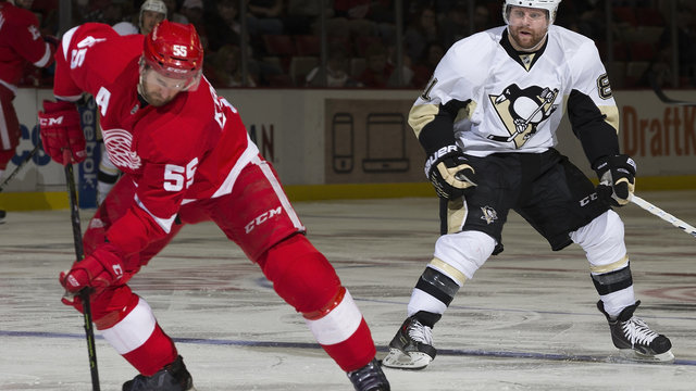 Kessel's 5-point game powers Penguins' blowout win over Red Wings