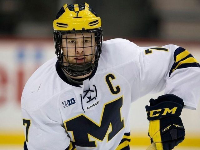 Compher joins Michigan linemates, turns pro with Avalanche