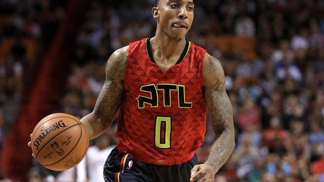 PHOTO: Hawks leave Jeff Teague at Pistons' arena