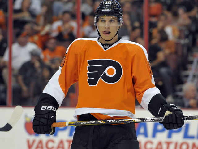 VIDEO: Flyers' Schenn pleads case for OT winner by jumping around, punching Kings' Doughty