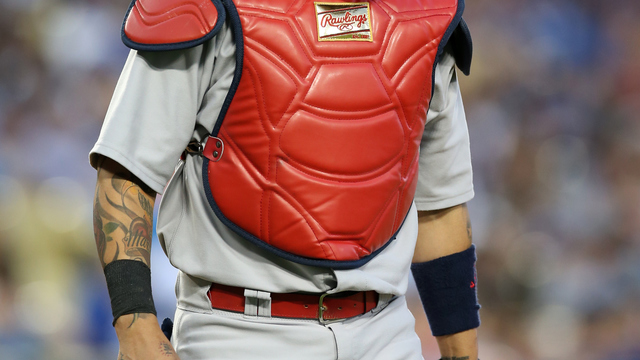 Molina breaks Cardinals record for starts by a catcher