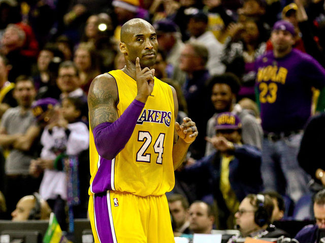 Kobe plans to play in all of Lakers' final 9 games