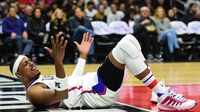 Clippers' Pierce suffers sprained ankle vs. Celtics