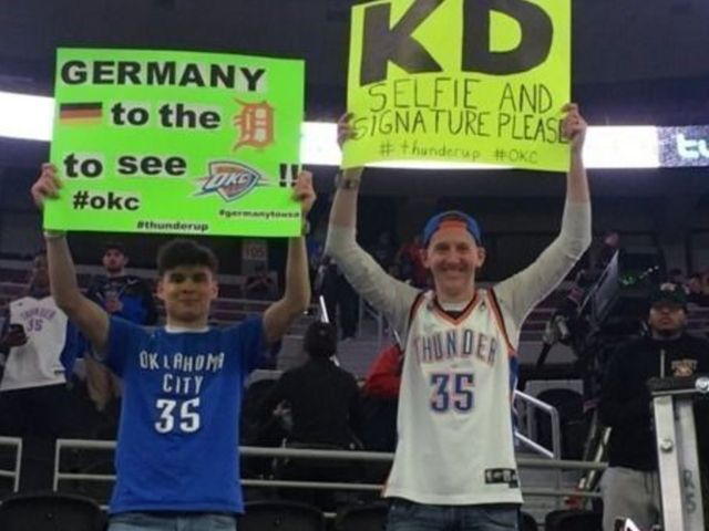 Fans travel from Germany to Detroit to watch Durant sit out
